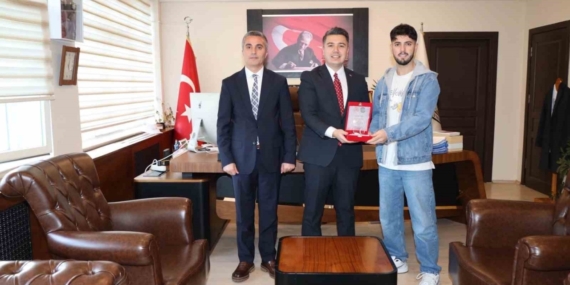 Karacasu’nun Spor Salonuna “Sanat” Dokunuşu