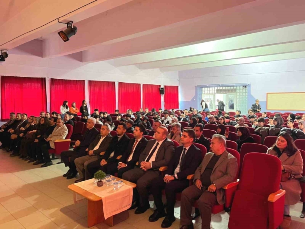 sanatla bulusan genc yetenekler begeni topladi 594a1a5f73c8