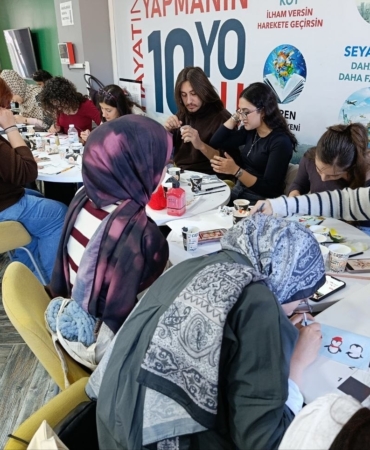 Yılın son resim atölyesi renkli anlara sahne oldu