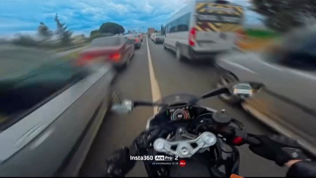 Aydın’da trafik magandası! O anlar kamerada… 1 Aydın’da trafik magandası! O anlar kamerada…