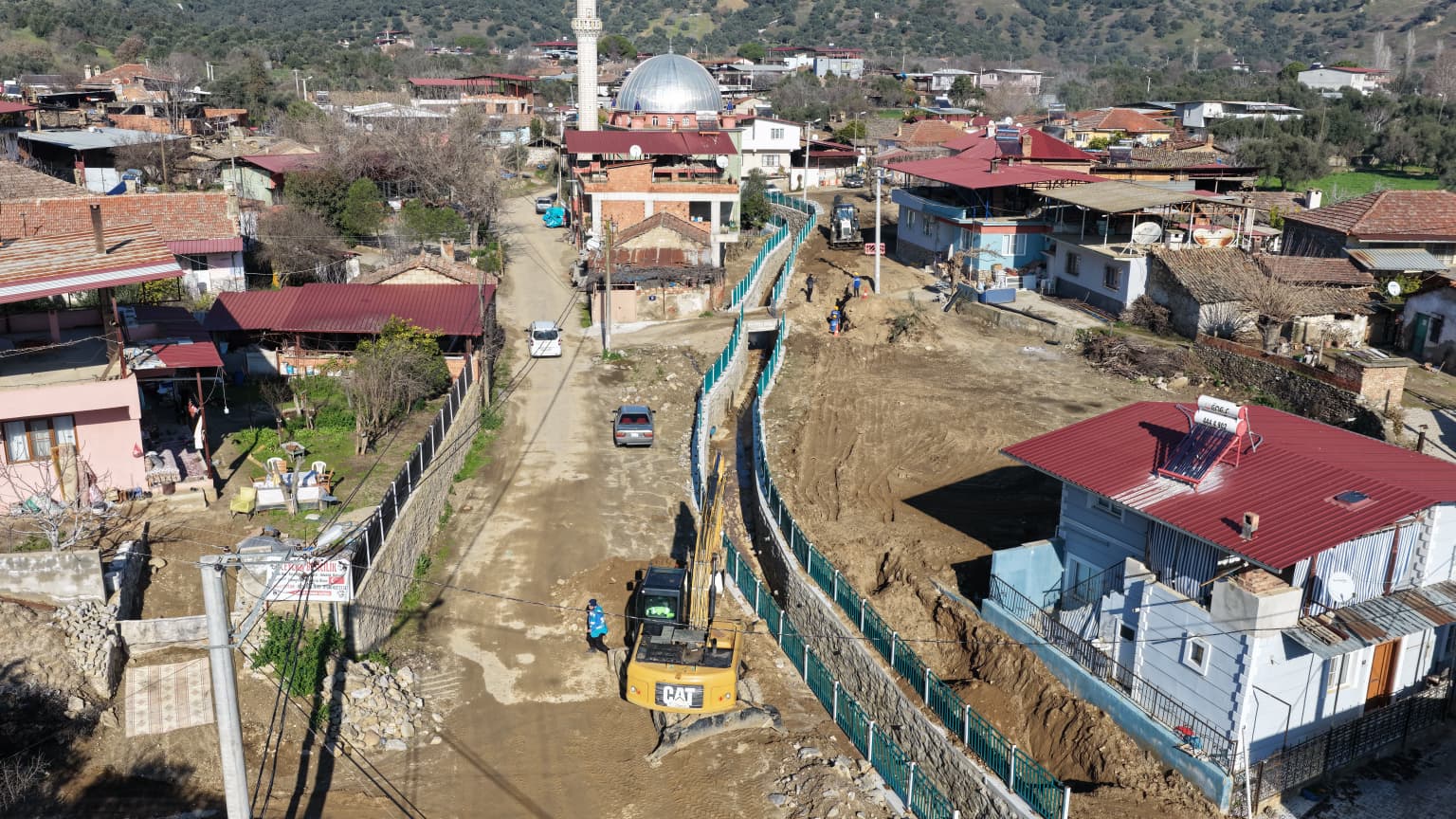 BAŞKAN ÇERÇİOĞLU’NUN ÇALIŞMALARI İLE KAZANAN NAZİLLİ OLUYOR