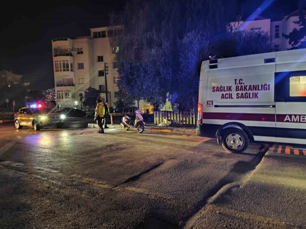 agaca carpan motosikletli yaralandi alkollu oldugu tespit edilince para cezasi kesildi 11c486fca8cb