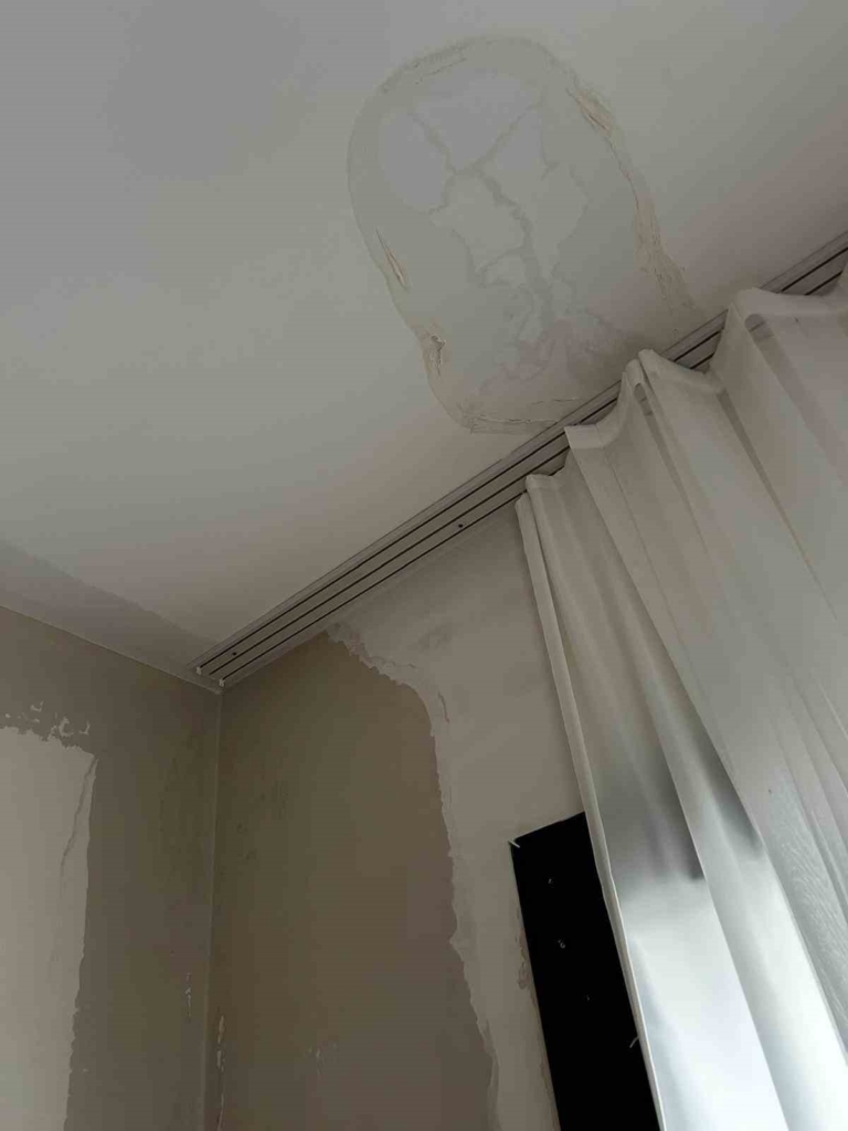 apartman dairelerinin her yerinden su sizmaya basladi 2803a78f7a8a