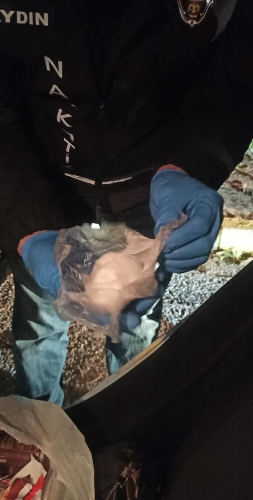 aydinda 100 kilo degerinde uyusturucu hammaddesi ele gecirildi 2 kisi tutuklandi 901d5c7c8a41