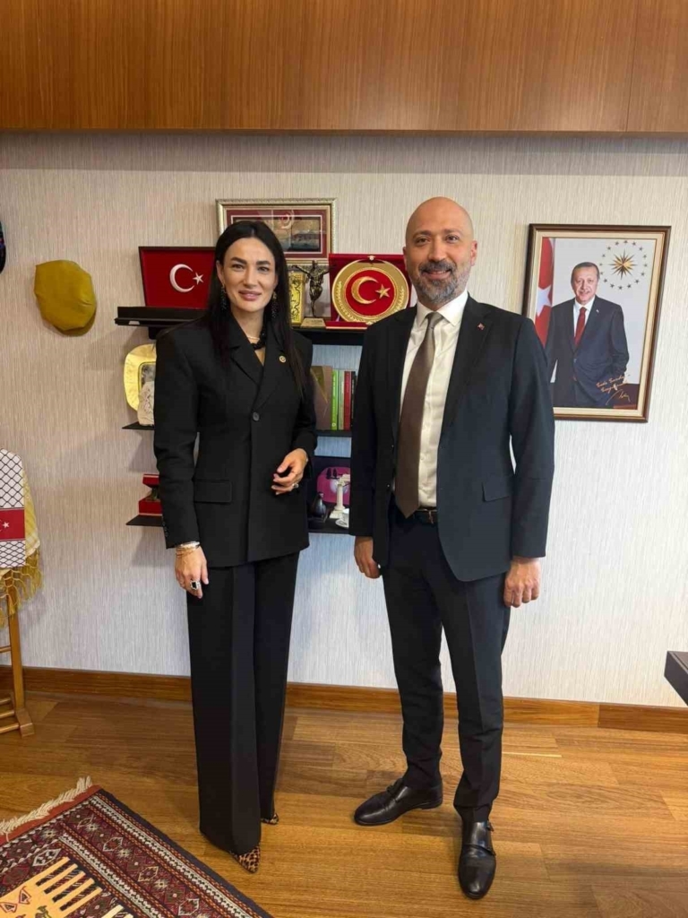 Başkan Arıkan’dan Ankara’da Yatırım Mesaisi: Söke İçin Güç Birliği 3 baskan arikan ankarada aydin milletvekilleriyle bir araya geldi 324c82df7c4c