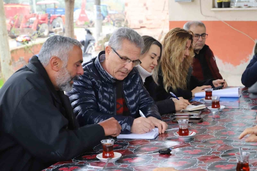 baskan tetik mahalle ziyaretlerini surduruyor 7ea7c542bf22