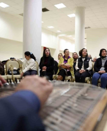 Büyükşehir Türk Sanat Müziği Korosu yılsonu gösterisine hazırlanıyor