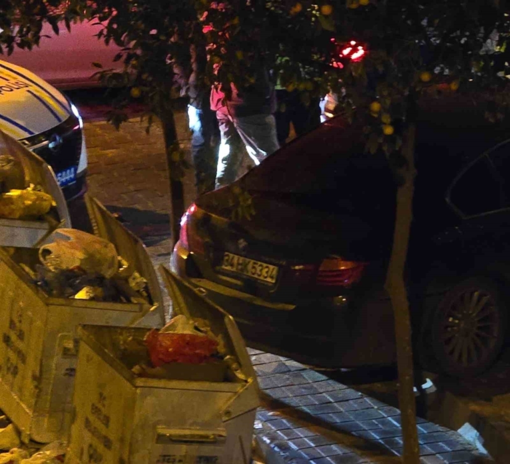 Efeler'de Çocuklara Çarpıp Kaçan Sürücü, Plakasını Çöp Poşetiyle Gizledi! 2 cocuklara carpip kacti plakasini cop posetiyle gizledi 22c0d2da0a47