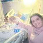 Doktorlar ‘yaşamaz’ dedi, eşinin desteği hayatta tuttu