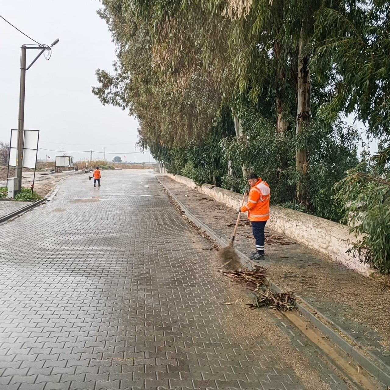 Efeler Belediyesi’nde yağmur mesaisi 6 Efeler Belediyesi’nde yağmur mesaisi