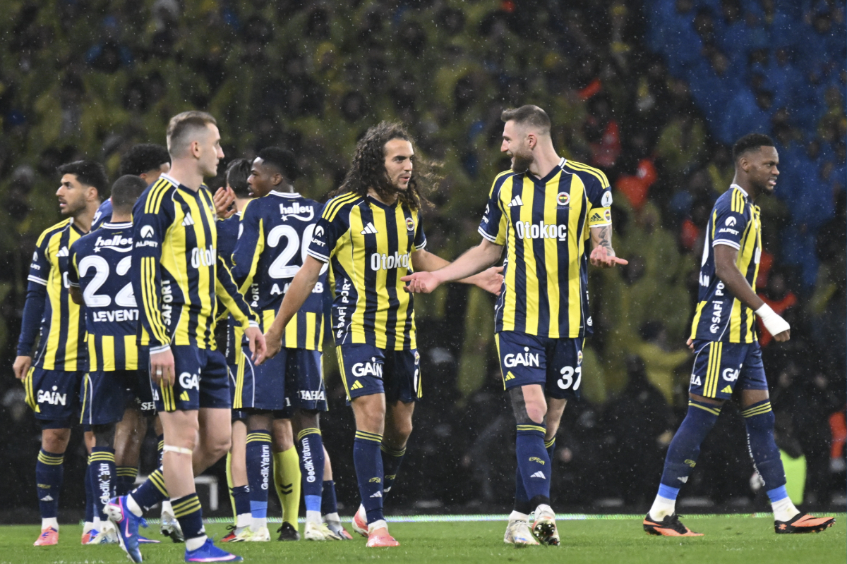 Fenerbahçe, Avrupa Ligi’nde FCSB deplasmanında