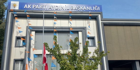 AK Parti Aydın’da kapsamlı değişiklik