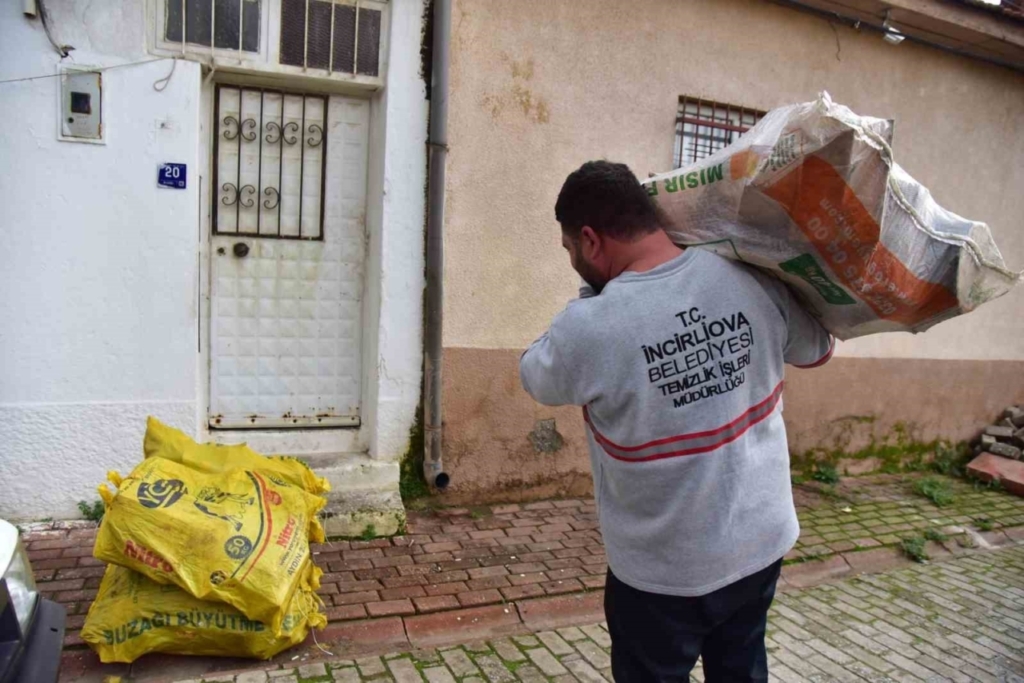 incirliova belediyesinden ailelere yakacak destegi 65f76198e906