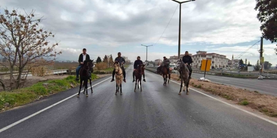 İncirliova’da Rahvan atları yarışlara hazırlanıyor