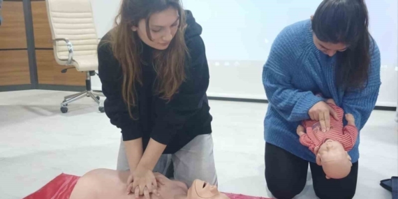 Koçarlı KYK Yurdu’nda öğrencilere ilk yardım eğitimi