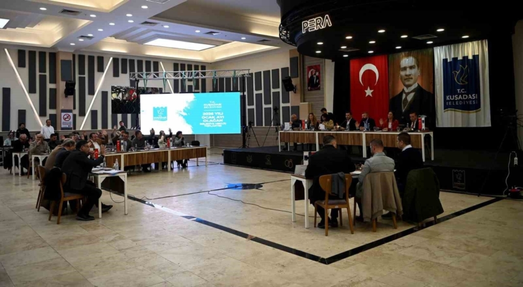 kusadasi belediye meclisi 2026 yilinin ilk toplantisini yapti cbf01d85d1af