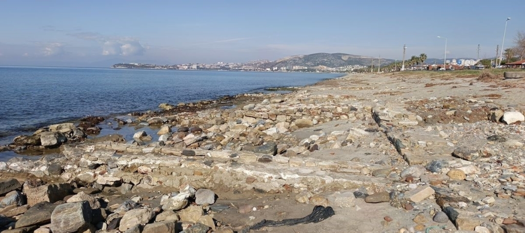 kusadasi kiyilarinda tarih gun yuzune cikiyor 9e8e3711f746