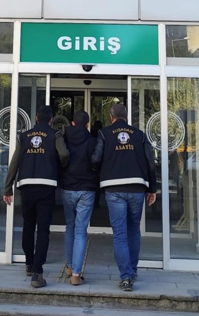 kusadasinda 9 yil hapisle aranan firari yakalandi 665e5e3d20a0