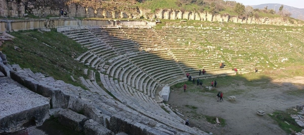 Magnesia Antik Kenti’nde tarih ve doğa aynı rotada 5 magnesia antik kentinde tarih ve doga ayni rotada 7459d66740f6