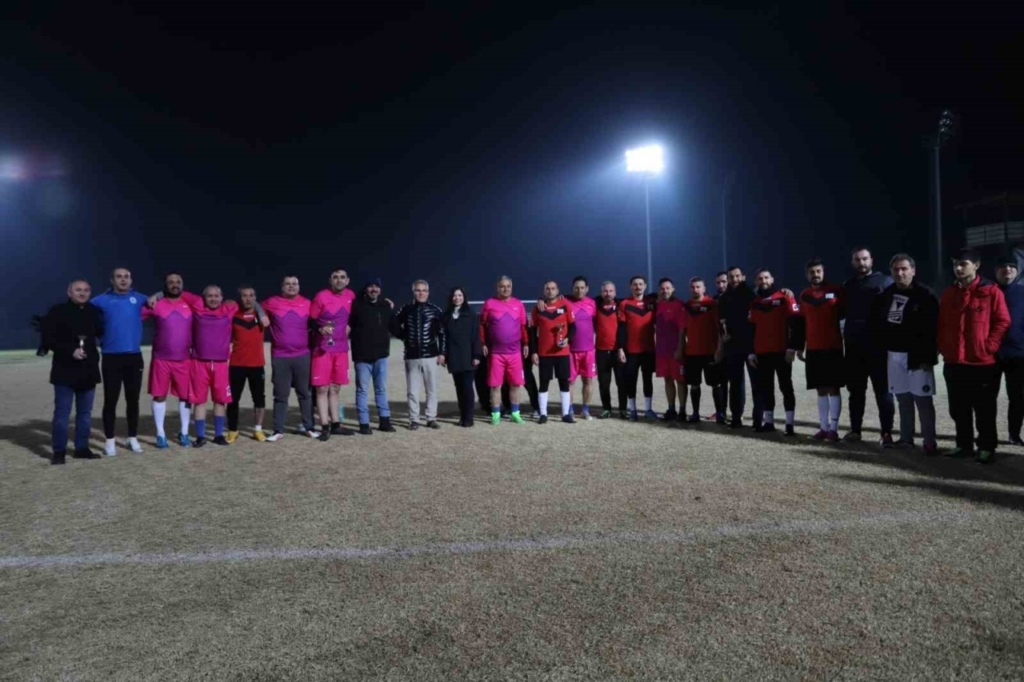 nazilli belediyesi futbol turnuvasinda sampiyon ozel kalem mudurlugu oldu 4cc133d16324