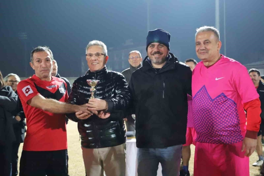 nazilli belediyesi futbol turnuvasinda sampiyon ozel kalem mudurlugu oldu d2c4a160564c