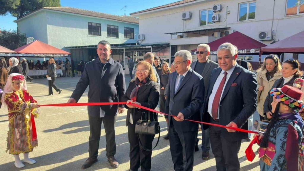 ogrenciler ailenin onemine oyuncaklarla dikkat cekti 90c3620edc88