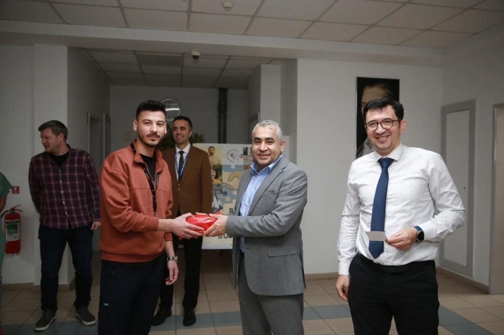 rektor kent adu hastanesinde hizmetleri yerinde inceledi 2afadb0ae5fe
