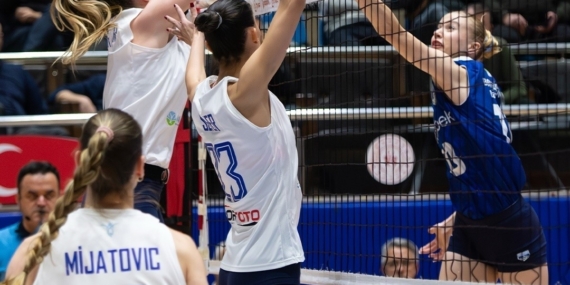 Sultanlar Ligi: Aydın Büyükşehir Belediyespor: 2 – Bahçelievler Belediyespor: 3