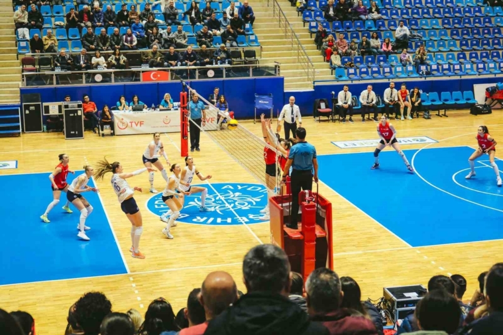 Sultanlar Ligi: Aydın Büyükşehir Belediyespor: 3 - İlbank: 2 4 sultanlar ligi aydin buyuksehir belediyespor 3 ilbank 2 dfecaf5fd201