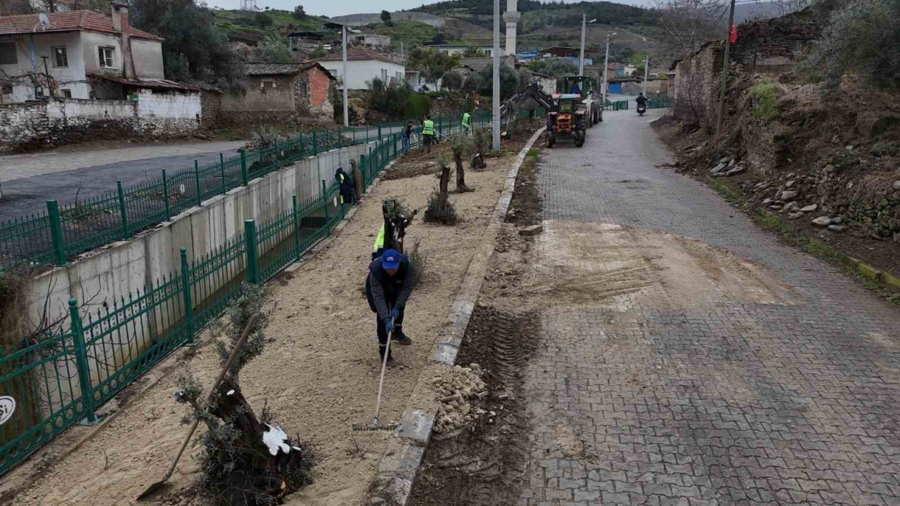Yenipazar’da belediye ekipleri sahaya indi 4 Yenipazar’da belediye ekipleri sahaya indi