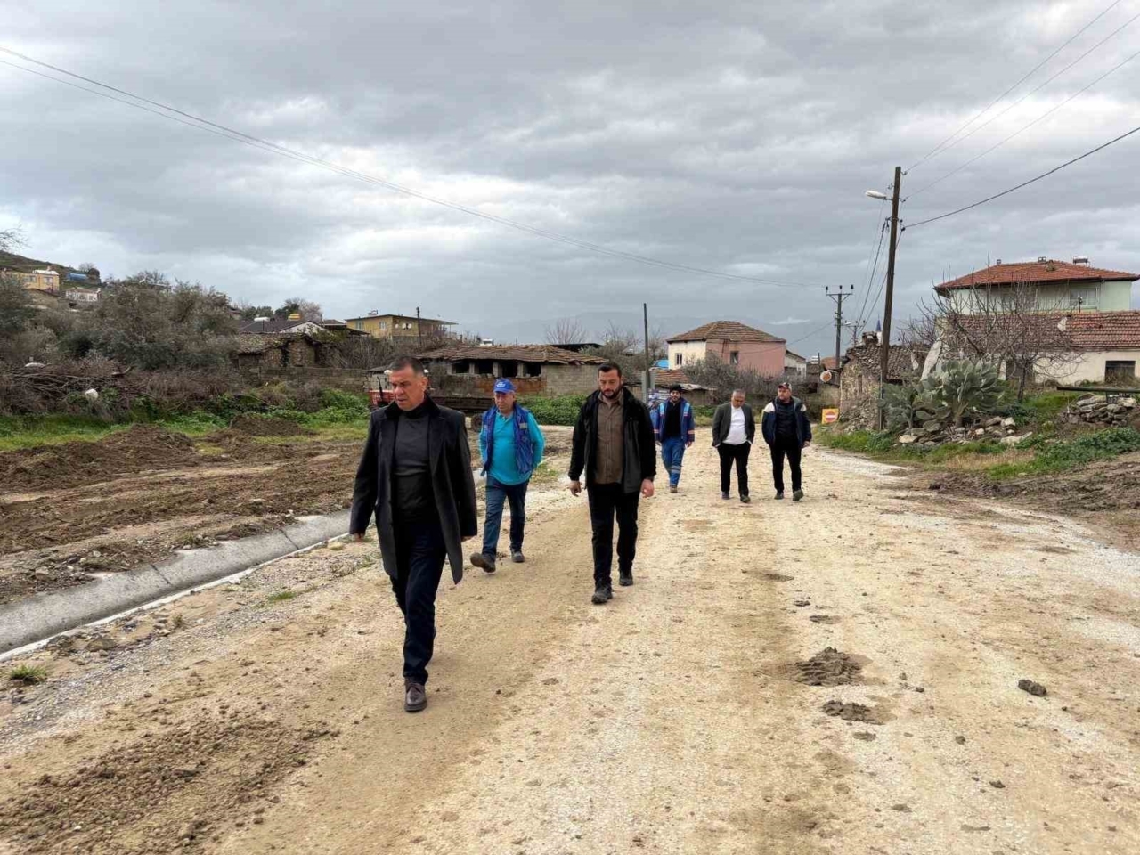 Yenipazar’da yol ve çevre düzenleme çalışmaları başlıyor 5 Yenipazar’da yol ve çevre düzenleme çalışmaları başlıyor
