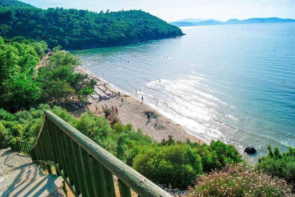 Güzelçamlı Sahil