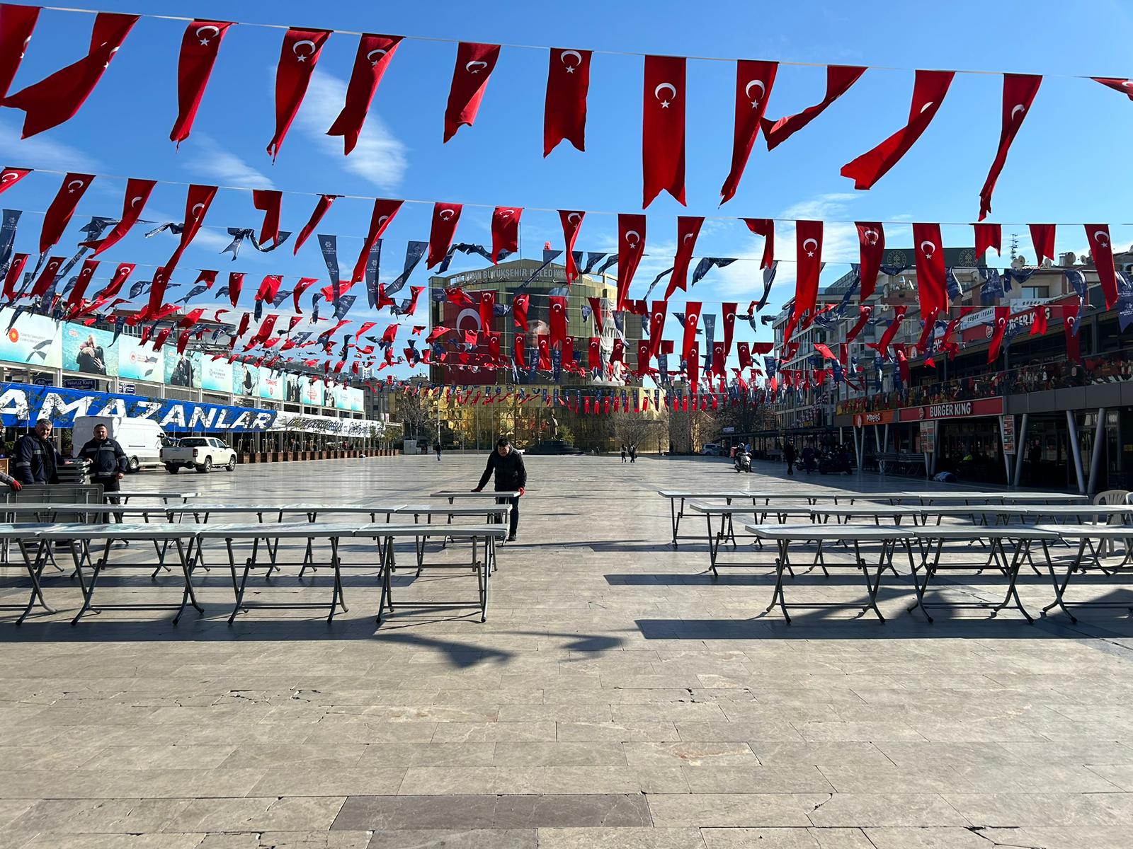 Aydın’da İftar yemeği hazırlıkları yapılıyor 19 Aydın’da İftar yemeği hazırlıkları yapılıyor