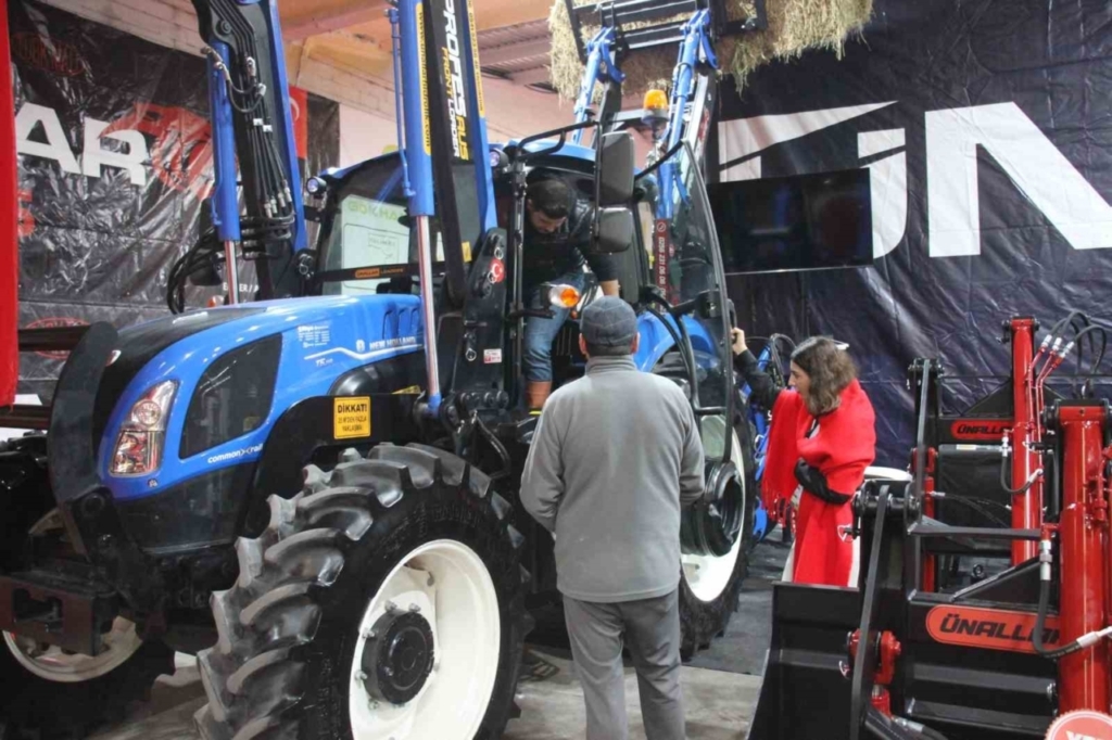 Aydın’da Tarım Zirvesi Başladı: 13. Uluslararası Tarım Fuarı Kapılarını Açtı! 5 aydin 13 tarim fuari kapilarini acti f8af219a061d