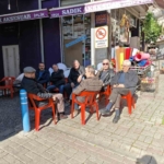 Aydın’da güneş yüzünü gösterdi, çarşıya bahar havası geldi