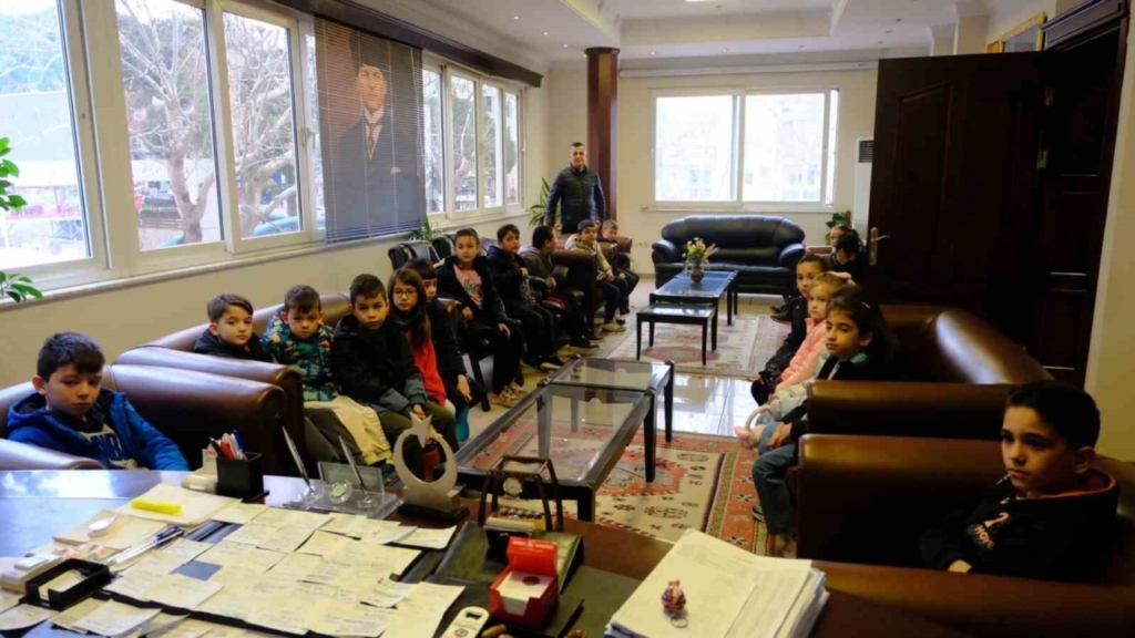 baskan doganca minikleri belediyede agirladi 26f75d276a22