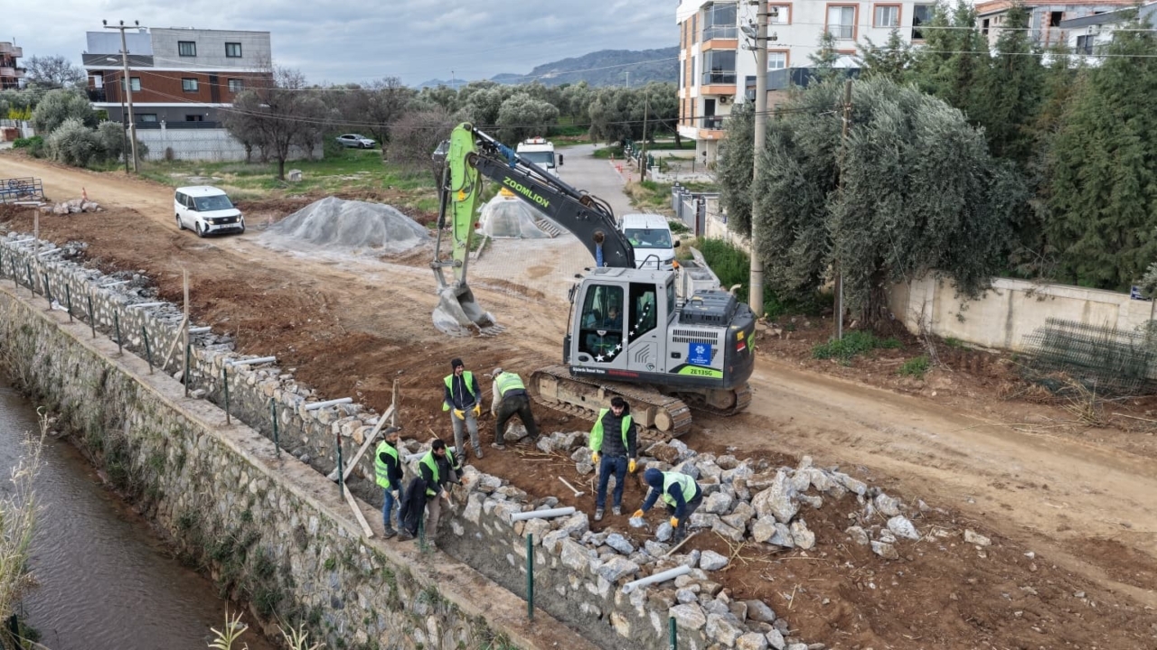 buyuksehir aydinda calismalarini surduruyor 7fa17f6237ac