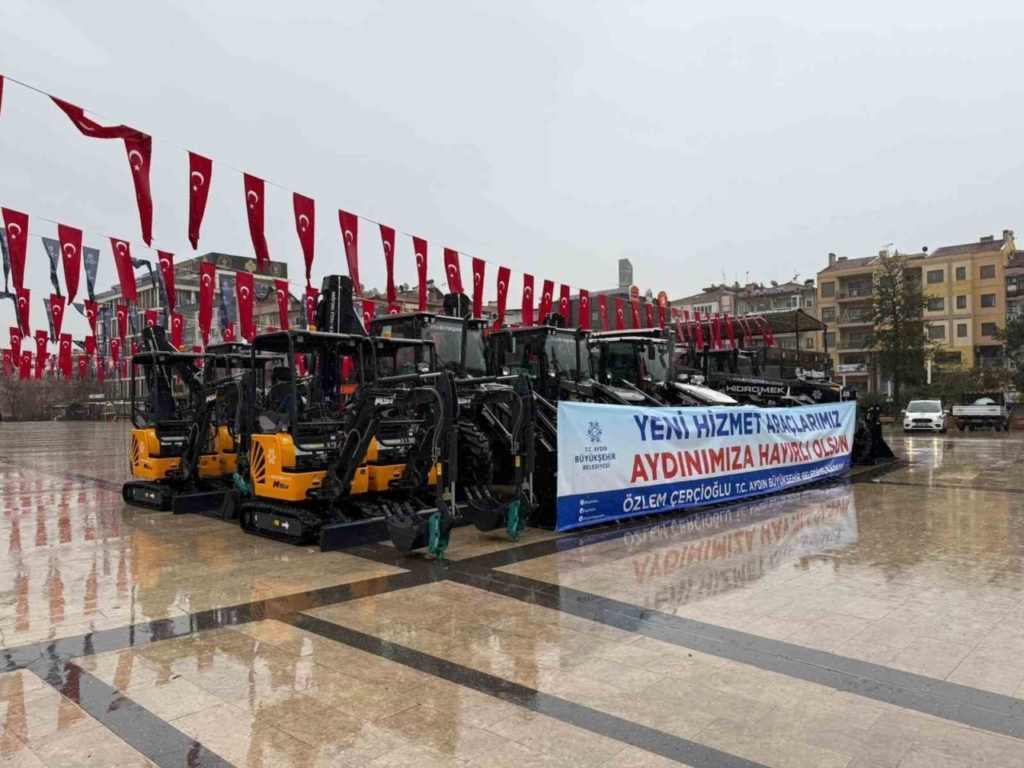 Başkan Çerçioğlu’ndan 51 Milyonluk Dev Yatırım: Aydın’ın Hizmet Filosu Güçleniyor! 3 buyuksehir belediyesinin arac filosu 51 milyon liralik yatirim ile guclendi 9be2df98c51d