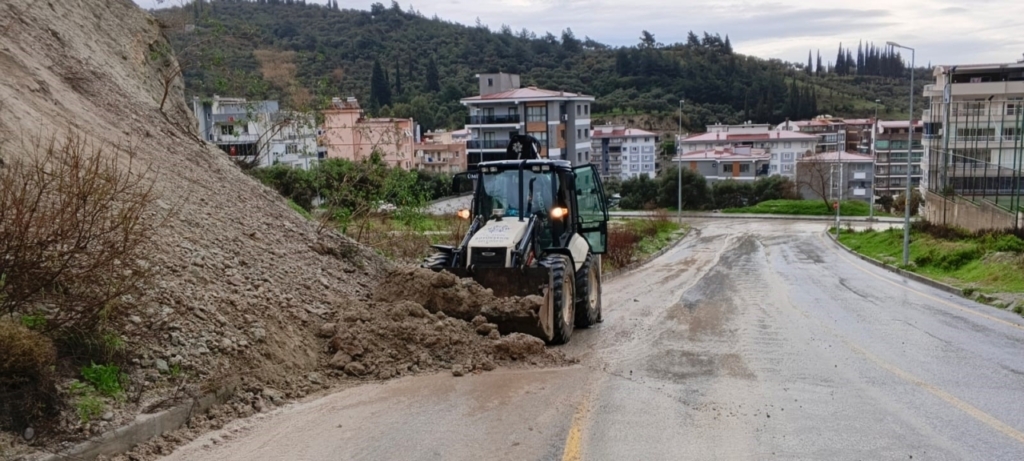 buyuksehir ekiplerinden yagis mesaisi 749622b485b3
