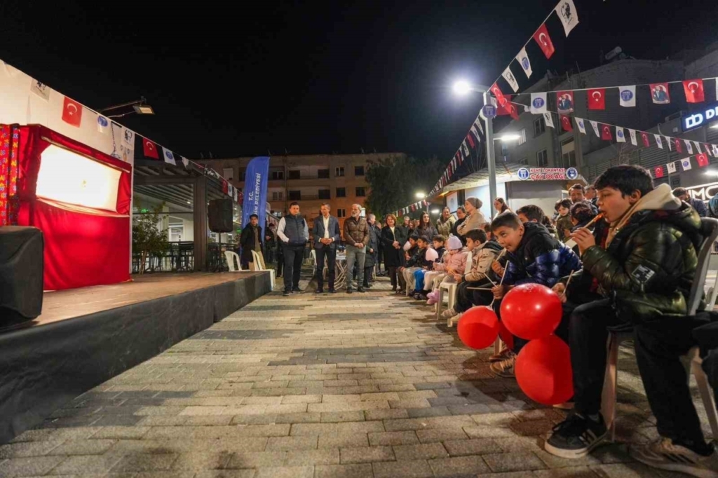 didimde vatandaslar didim belediyesinin iftar sofralarinda bir araya geldi 4482114e45f5