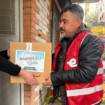 Efeler’de vatandaşlara gıda desteği