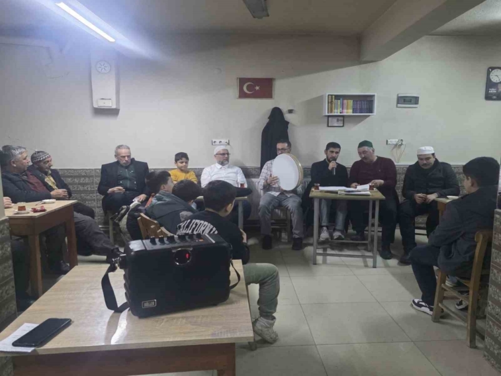 kosk bascayirda maneviyat dolu gece f77d25d2a27f