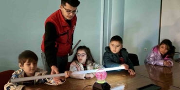 Minikler ’Tesla Bobini’ ile bilimin izini sürdü