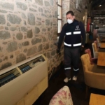 Nazilli Belediyesi’nden iş yeri ilaçlamasına sertifika desteği