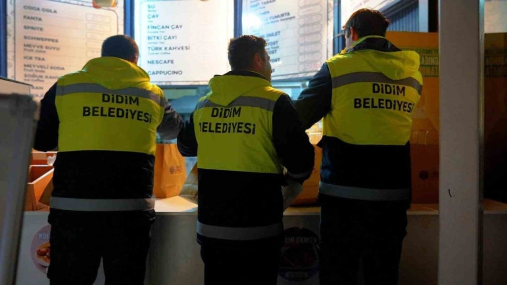 ogrenciler gune didim belediyesinin destek paketiyle basliyor a7257527b8c4