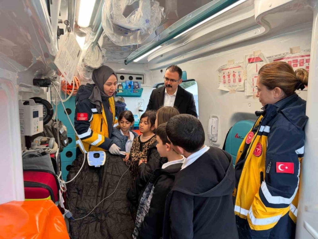 sultanhisarli ogrencilere saglikli beslenme anlatildi a5d07d2b3b73