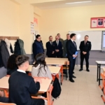 Vali Canbolat’tan mesleki eğitime yakın takip