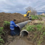 Yenipazar’da yağış sonrası yol bakım ve parke çalışmaları sürüyor