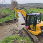 Yenipazar’da yağış sonrası yol bakım ve parke çalışmaları sürüyor