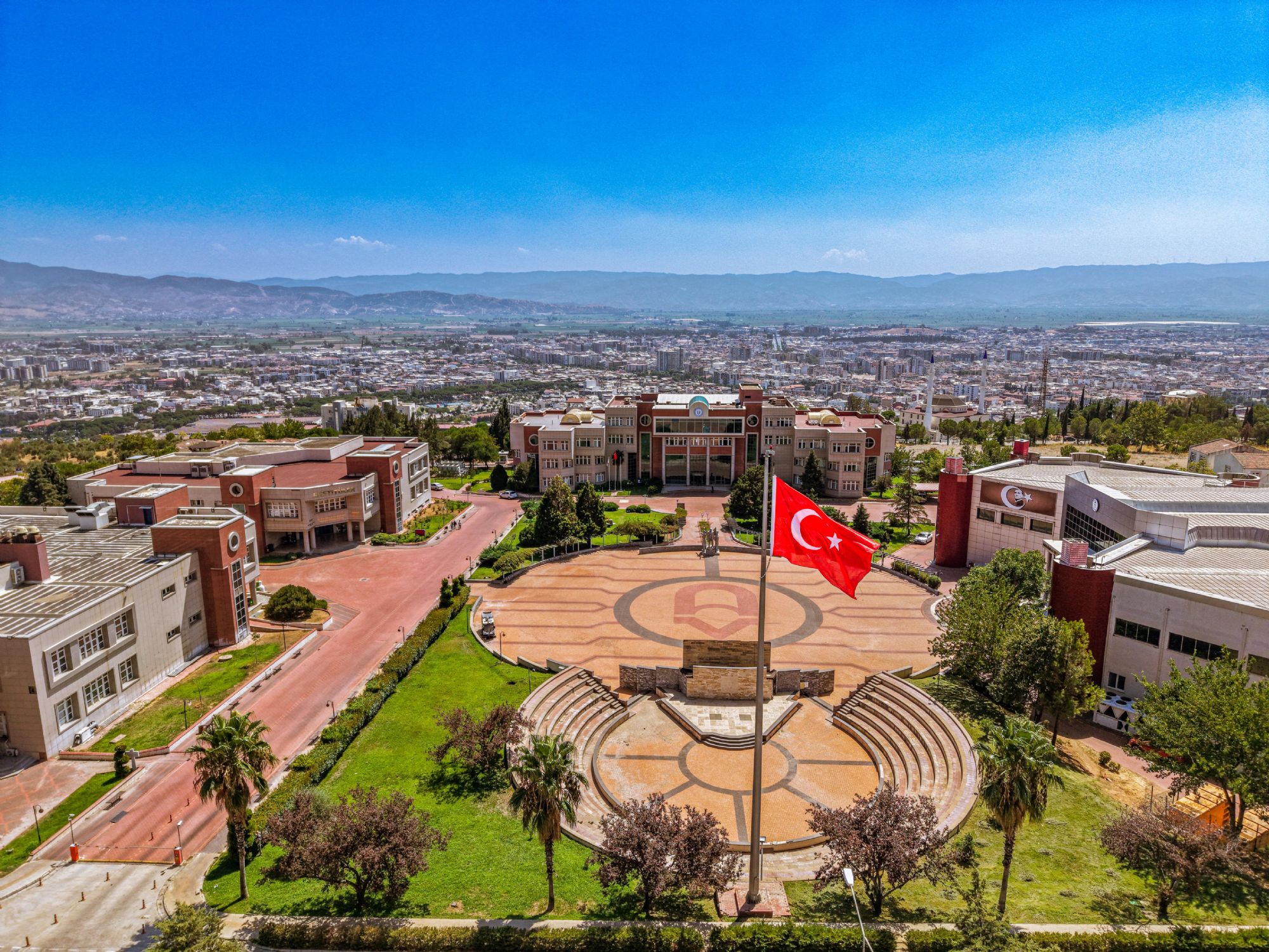 Aydın’da üniversite öğrencilerine uyarı: ADÜ’den mesaj var